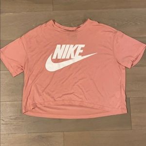 NIKE - Pink Crop Tee